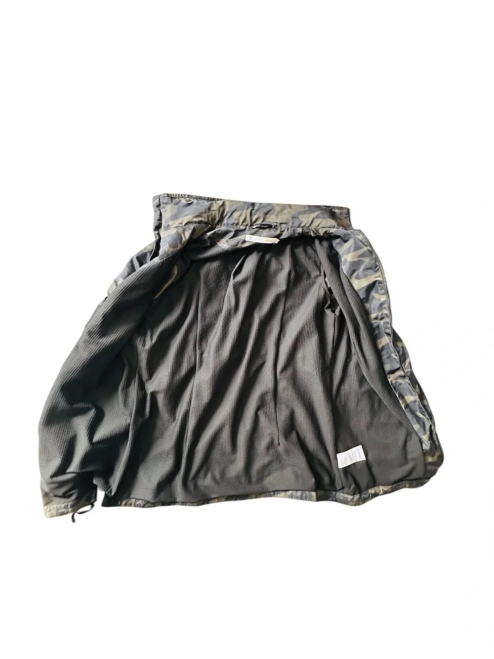 Blanc Noir Mastermind WaterResistant Camo Utility Jacket NWOT Womens Large 10/12 - Picture 6 of 13
